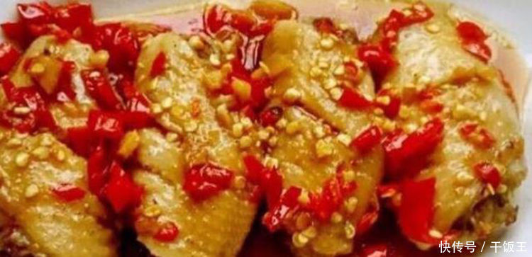 美食精选：泡椒炒鸡胗，口味啤酒龙虾，剁椒焖鸡翅，泡菜肉末豆腐的做法