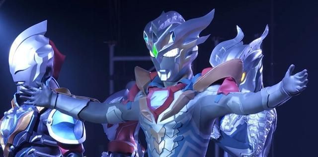 欧布奥特曼|观感全面提升!泽塔奥特曼做客《特利迦奥特曼》,画风焕然一新