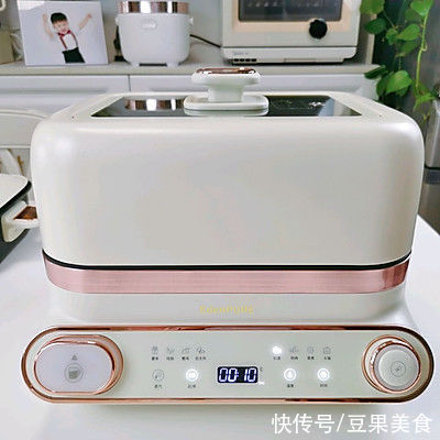 翻山越岭只为这道不加一滴水的盐焗海鲜??鲜到掉眉毛