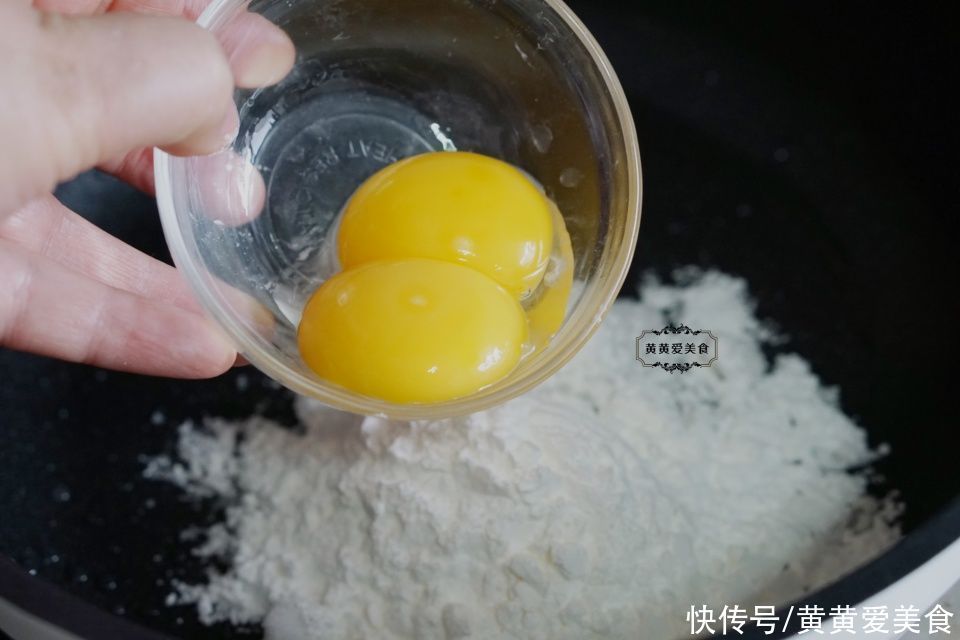 牛奶|最火爆的牛奶新吃法，手残党也能搞定，软嫩嫩Q弹弹，老少都喜欢