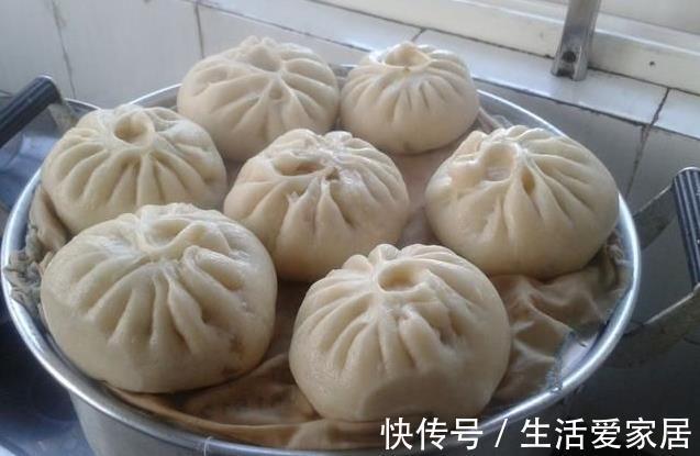 胡萝卜|包包子不妨试试胡萝卜馅,外面买不到,鲜香美味,孩子一次吃四个