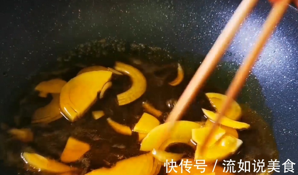 白萝卜别炖肉吃了,学会这样做,香辣入味又解馋,全家爱吃