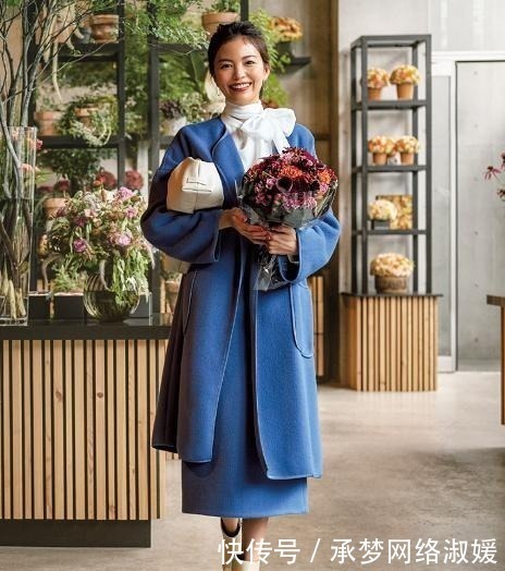 “大衣+半裙”才是冬天的正确打开方式,温柔又气质!