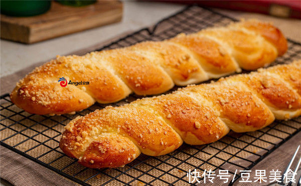 火遍全网的酸奶流心麻花来了！外酥里软，非油炸