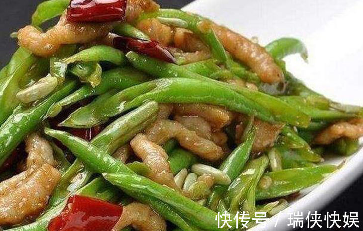 豆瓣酱|美食看看豆角炒肉，小炒肥肠，红烧鸡腿，仔姜牛肉丝的做法