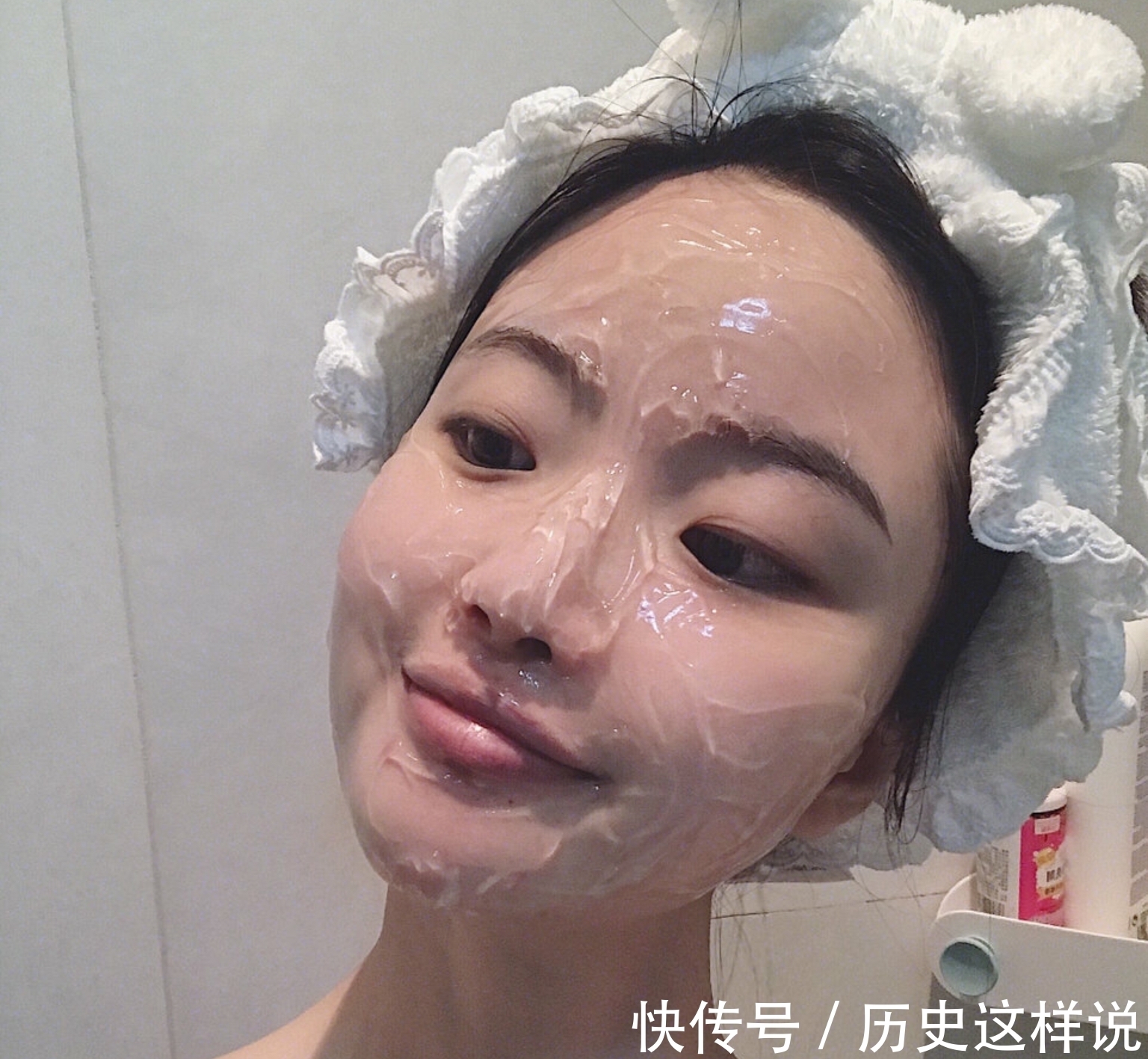 小姐姐 常见的女性护肤误区:不更换护肤品,面膜使用频繁,很是伤皮肤!