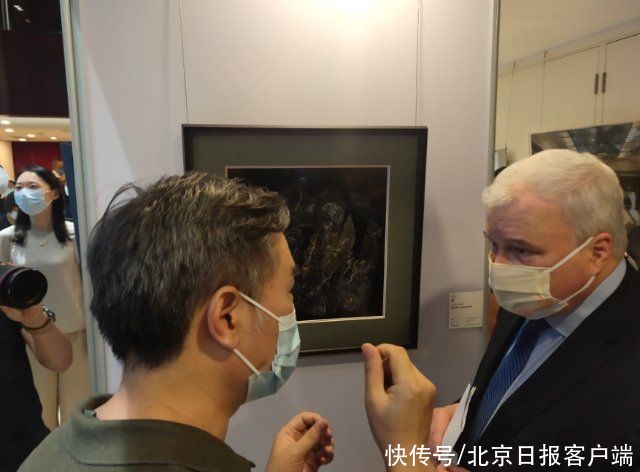 杰尼索夫|“美的伙伴”,中国美术馆艺术家作品在北京俄罗斯文化中心开展