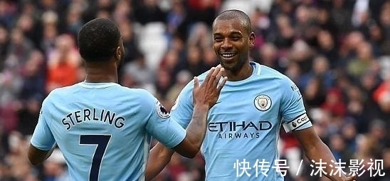 首秀|曼城新10号首秀搞砸,争议巨星和他难共存,瓜帅还得买凯恩?