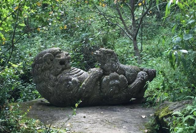 满贤林|大理这个景区有点意思，藏了3000多只石狮子，还有老百姓捐赠的？