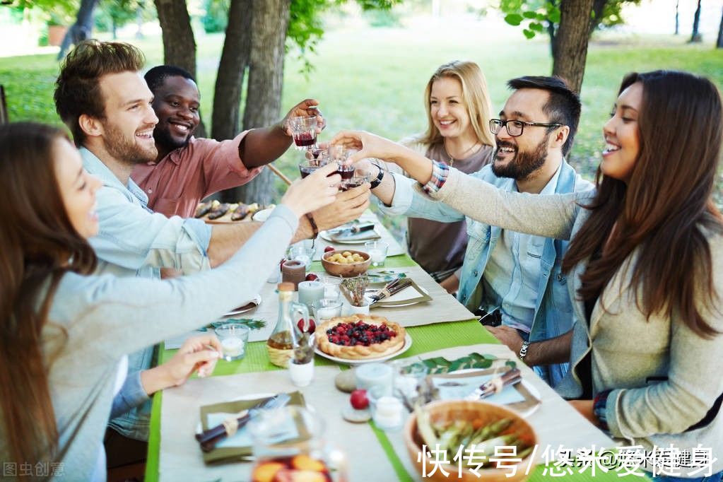 减肥|减肥期间经常有饭局,3个饮食细节配合1项运动,就不会轻易变胖