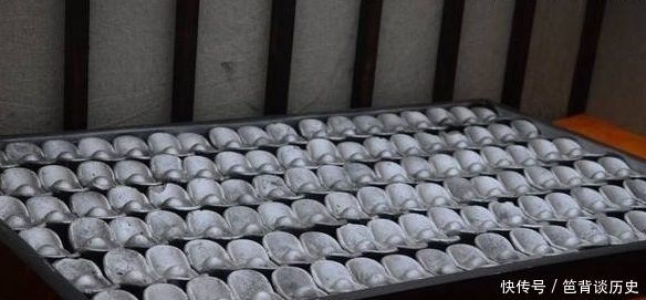 约等于|古代“一两银子”约等于现在多少人民币?看看你现在月收入是几两银子