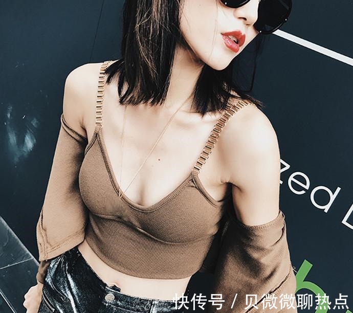 针织衫 美女搭配个性针织衫, 心机小穿搭让突显性感气质!