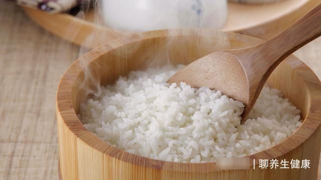 在主食馒头、面条、米饭，哪个含糖量高一些？本文为你讲出答案