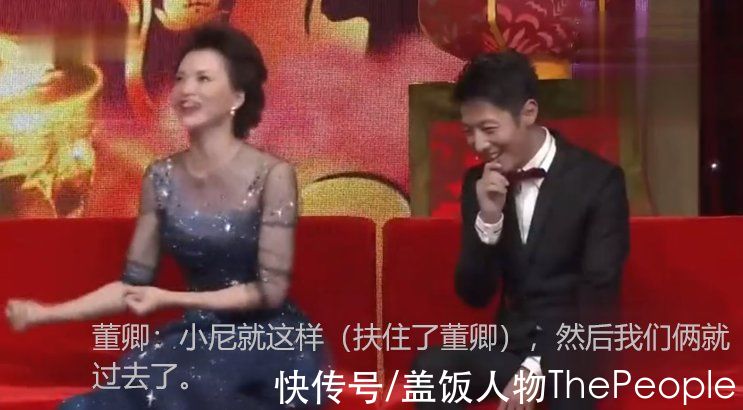 回顾春晚主持名场面:李咏机智帮忙拽鞋跟,倪萍“巧骗”亿万观众
