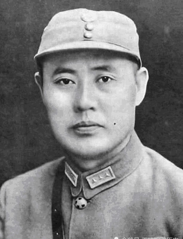 傅作义|1949年1月，傅作义起义之后，当过军区司令员，为什么没有军衔？