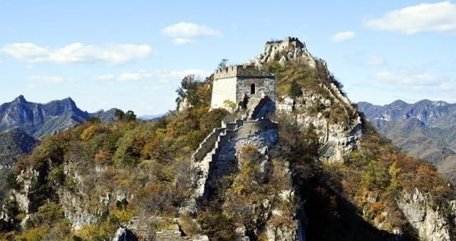 八达岭长城最著名,为什么外国游客却选择