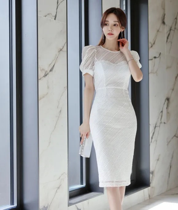 孙允珠|美图欣赏：孙允珠，温柔纱梦刺绣浮雕清秀雪纺裙