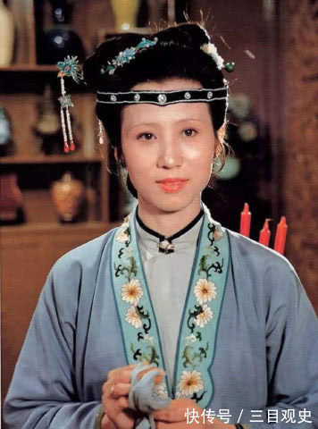 曹雪芹!贾兰科举高中后,李纨面对流离失散的贾家人,为何选择坐视不理?