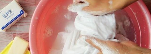 洗衣粉和洗衣液哪个更好用？其实“差距”很大，很多人都不知道