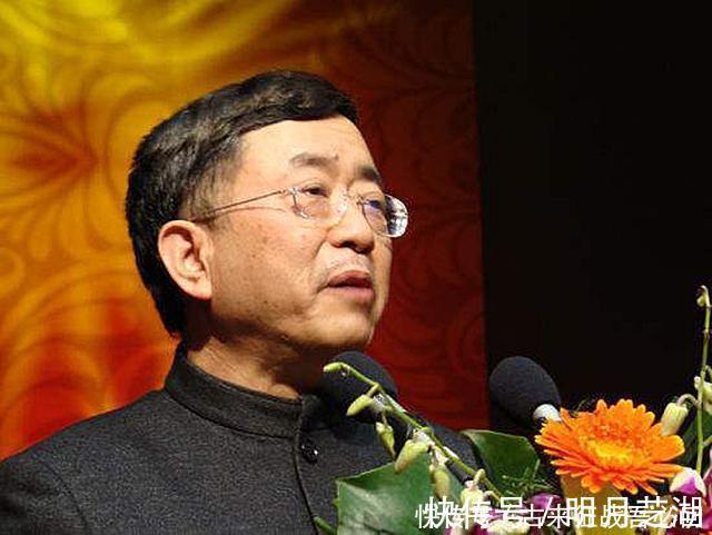 出版社!陈丹青:余秋雨显得非常无耻,我对他最后的一点尊敬都消失殆尽了