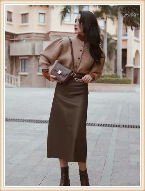 永不过时的“驼色系”，讲究女人必学的穿搭，无论年龄多大都适用