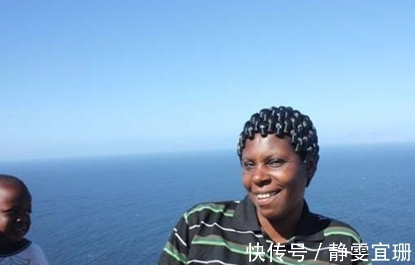 洗头 非洲人的发型：不论多穷都要做发型，有人为保持发型，半年不洗头