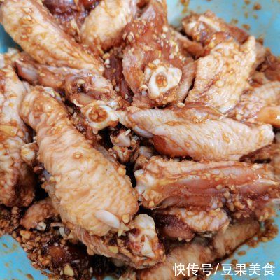 美味|想健康又想美味，吃蒜香鸡翅就对啦