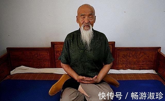 李连贵&李连贵:掰断关节练缩头功,身体可缩到孩子般大小,可惜没徒弟