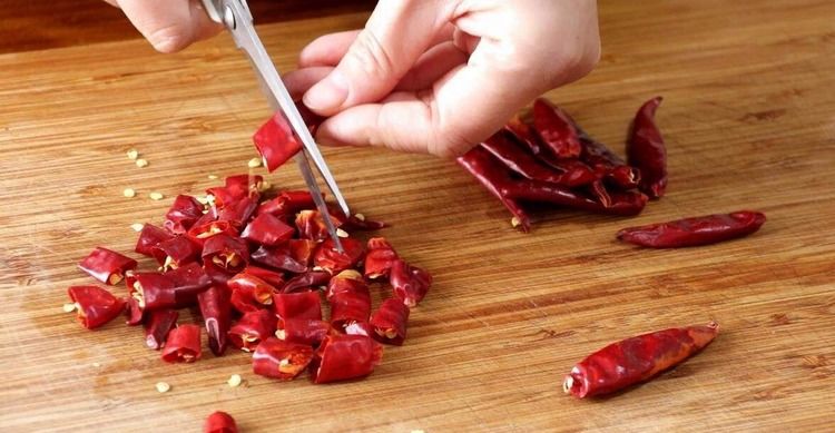  做菜，这回辣椒站C位 ，好吃到没有朋友！|重庆特产传说（320） | 香脆椒