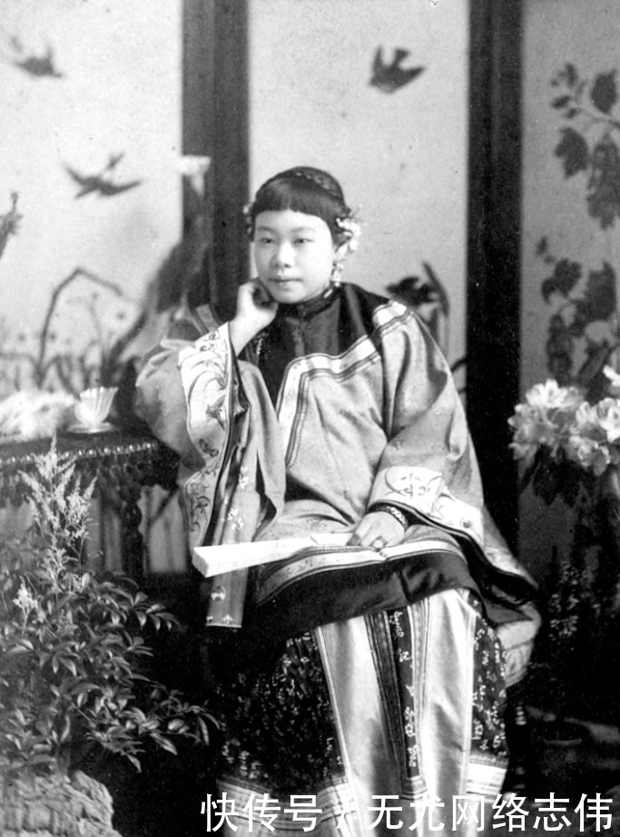 清代|一些民国女子和清代女子的老照片