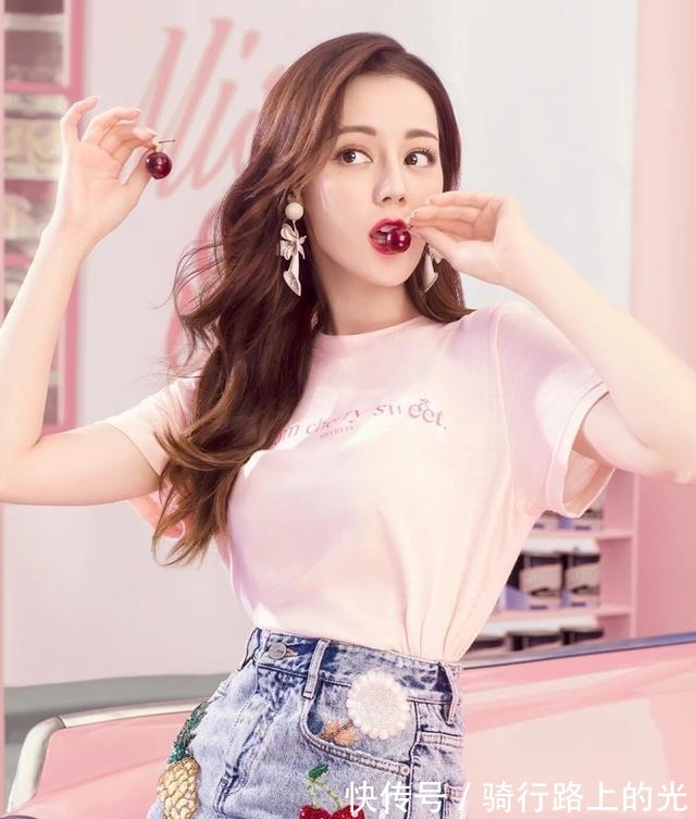 特征|女生脸上有这4个“特征”,很容易招惹异性!中两个真的很少见!