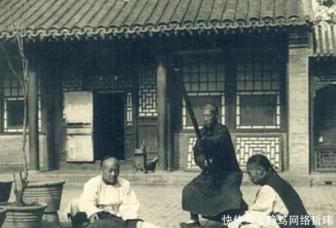 老照片|晚清罕见老照片：图2溥仪穿光绪衣服去祭祖，图4科考抄袭被处罚