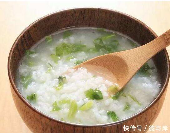 维生素C|研究发现:不良的护肤习惯是留痘印的头号原因,并非挤痘