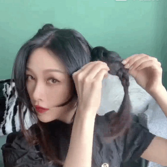 蝴蝶结|2021流行“甜辣扎发”！谁梳谁好看