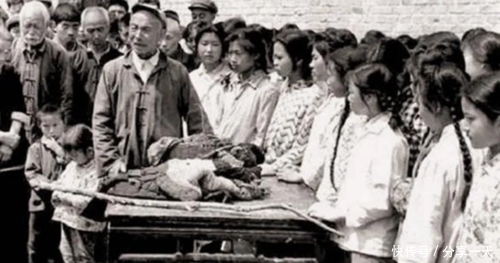 1981年,一农民在深山中称帝,做10年土皇帝,控制8个村庄