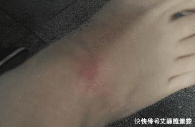 詹皇|难忍受的球鞋反人类设计，一千多块的鞋都不如买国产