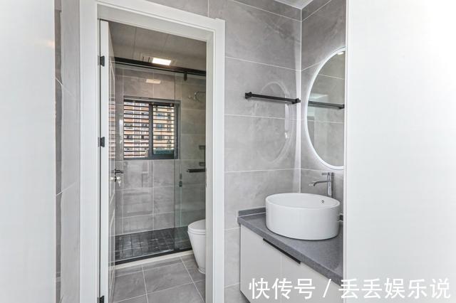 衣帽间|妻子灵机一动,非要在厨房两侧打柜子,起初不解,完工才知太高明