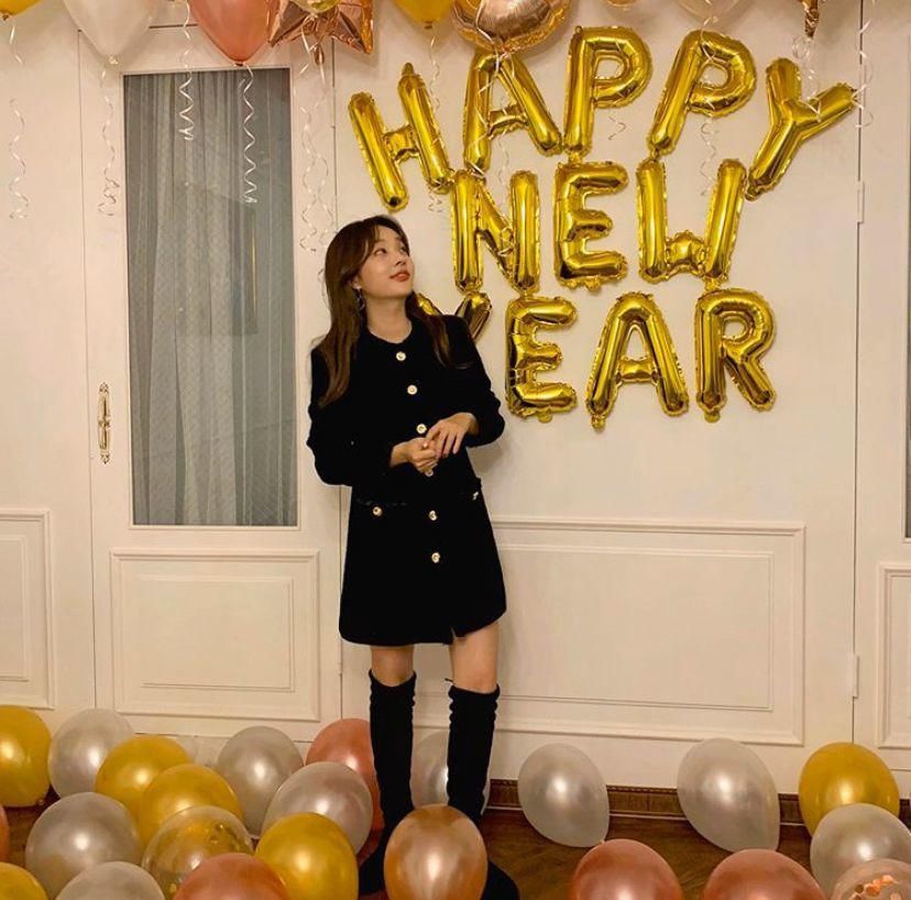 裙子 + 靴子 = 好看 + 洋气 ！