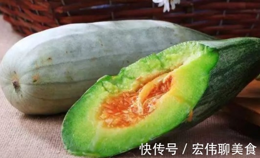 绿皮|买羊角蜜时，绿皮的甜还是白皮的甜？学会这一招，一挑一个准！