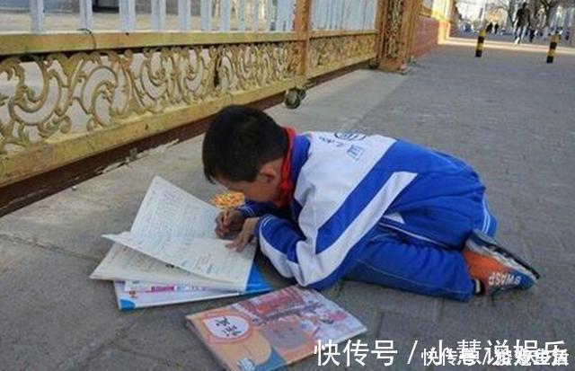 写作业|一组图片看中国孩子有''多拼'',生病了都不忘写作业!让人唏嘘