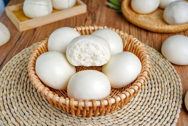 馒头不要直接蒸，上锅前多加1步，馒头宣软蓬松又好吃