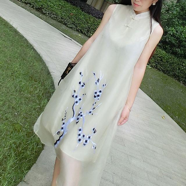 蕾丝 女人无法抵制旗袍的魅力,改良版连衣裙让你穿出端庄优雅女人味