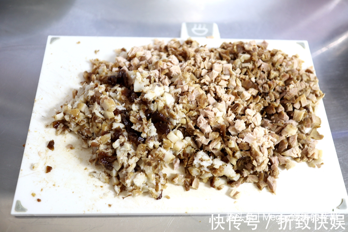 酱肉|酱肉包子太香了，蒸两锅晚餐早餐全解决，家中存货再也不愁吃