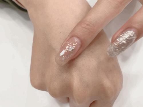 被问 300 遍的小众香水，其实是 20 多块钱的护手霜？