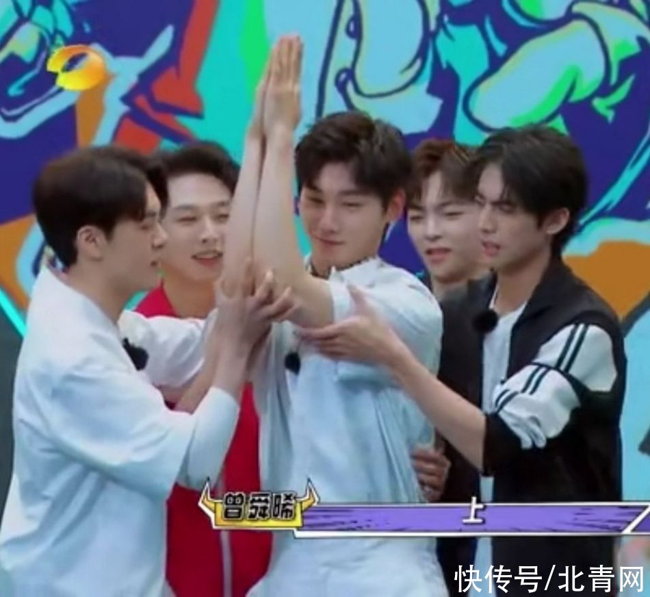 綜藝節(jié)目|邢昭林上綜藝節(jié)目努力完成任務(wù) 被調(diào)侃是“20歲的年齡50歲的身體”