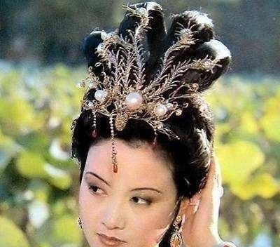 宝黛$贾母的掰谎记警告的是黛玉?别逗了,黛玉被贾母教育得好好的呢