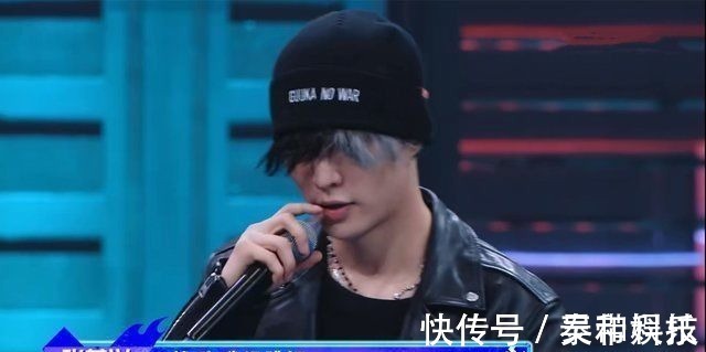 《街舞4》变“这就是熬夜”,张艺兴累倒在后台,王一博哈欠连天