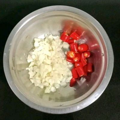 小米椒|莴笋炒猪舌