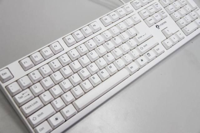 外国人直呼中文难学,为此发明了汉字键盘,网友无从下手