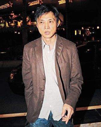 才女@“高端玩家”倪震,相貌平平却享尽艳福,他的“坏”不简单